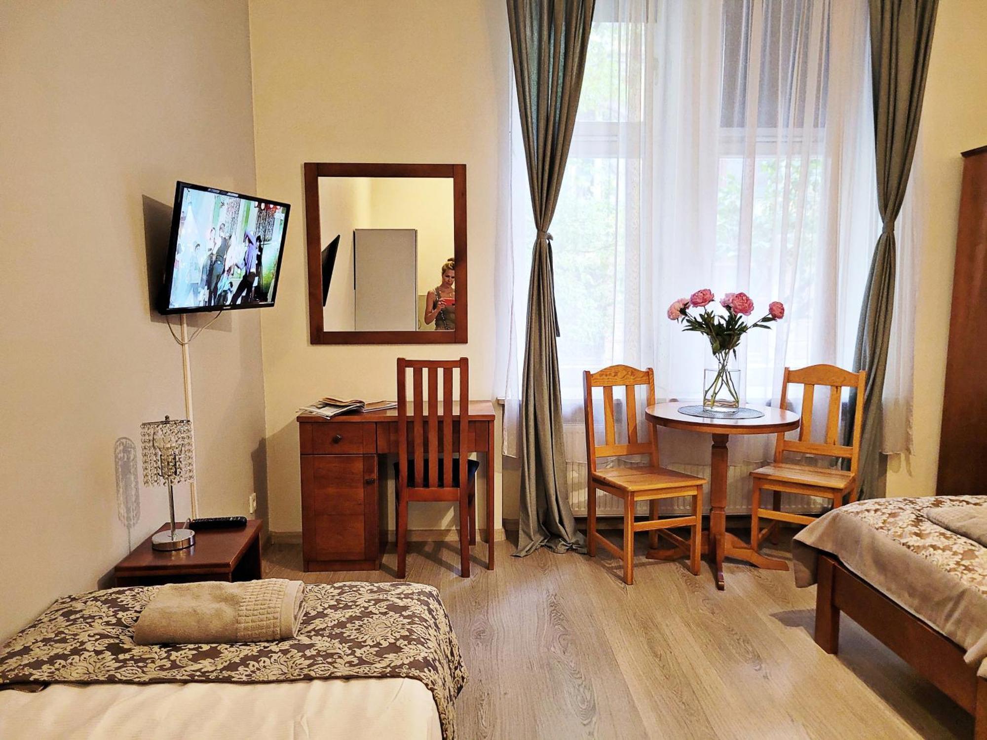 Dream Post Aparthotel Krakow Luaran gambar